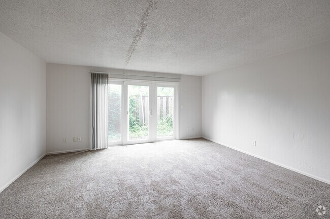 2BR, 1.5BA - 1100SF - Living Room