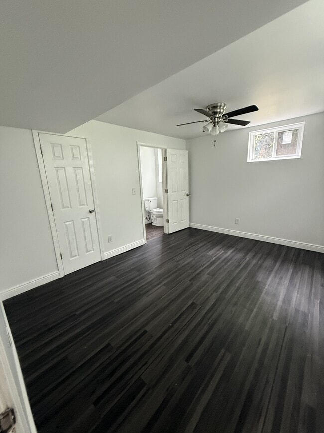518 Clinton Springs Ave Unit 3