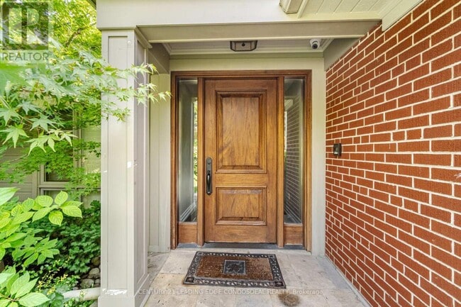 Photo - 96 Laurentide Dr