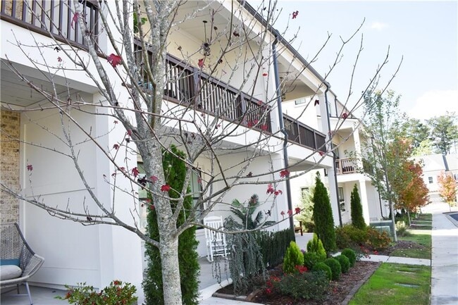 Photo - 140 Harlow Cir