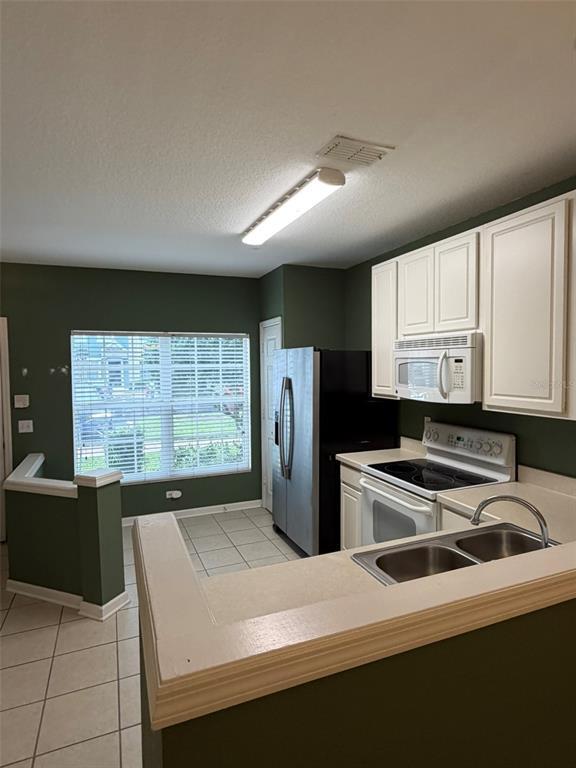 Photo - 809 Shropshire Loop