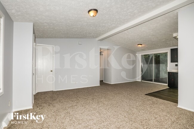 Photo - 4638 N Richardt Ave