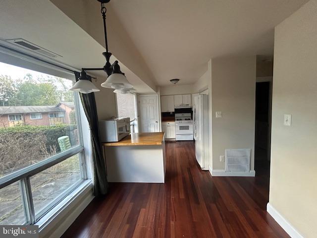 Photo - 10142 Fair Wds Dr