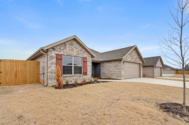 Photo - New Construction in Bentonville!