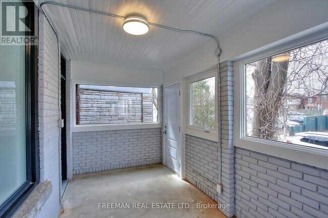 Photo - 359 Margueretta St