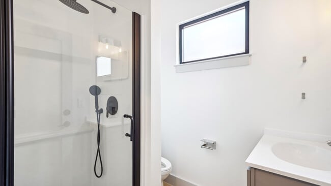 Photo - 1712 N Robertson St