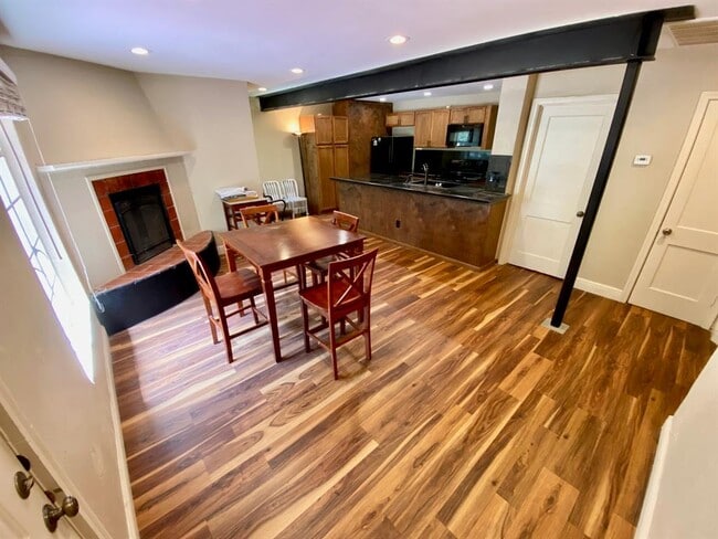 Photo - 3711 Vineland Dr