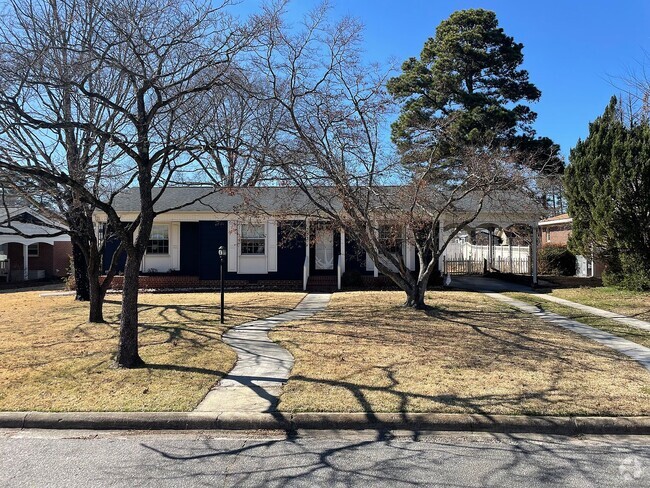 Building Photo - 733 Raleigh St Rental