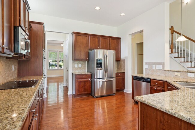 Photo - Beautiful home in a Quiet Cul-de-Sac with Solar savings!