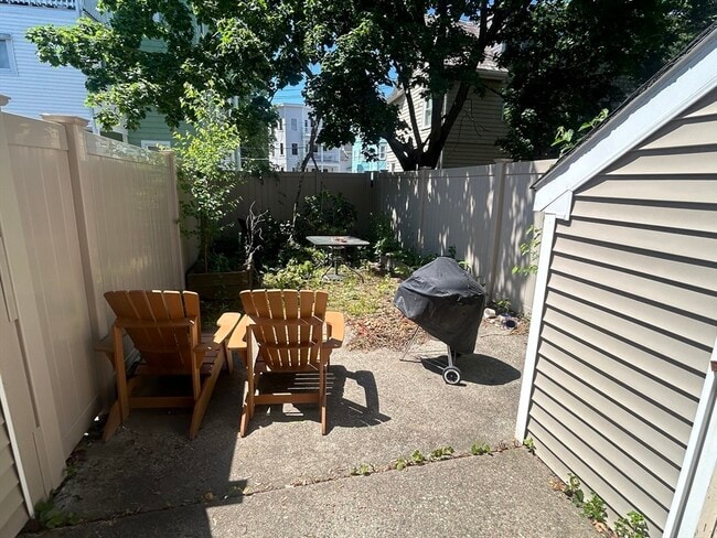 Photo - 62 Marshall St