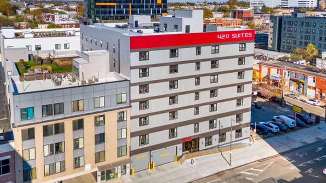 Photo - 4211 Chestnut St Unit 1B1B