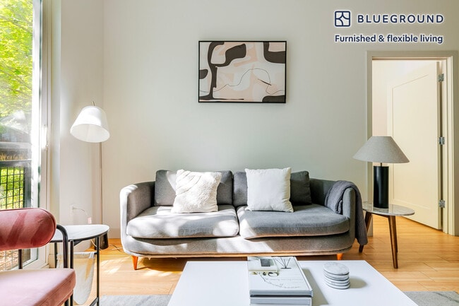 Photo - 320 D St Unidad FL1-ID1254