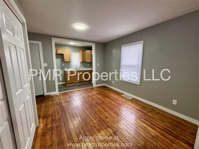 Photo - 2 Bedrooms / 1 Bathroom House