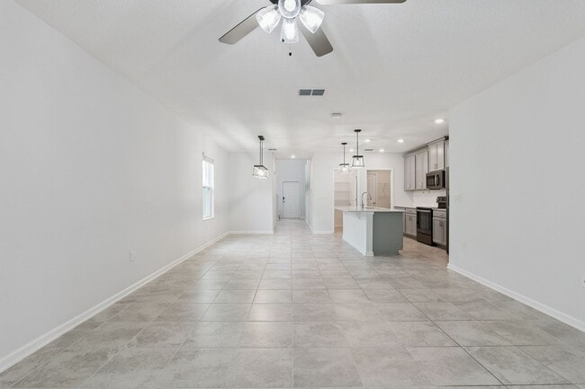 Photo - Spacious and Modern 5 Bedroom Home in Gated Arden Park North