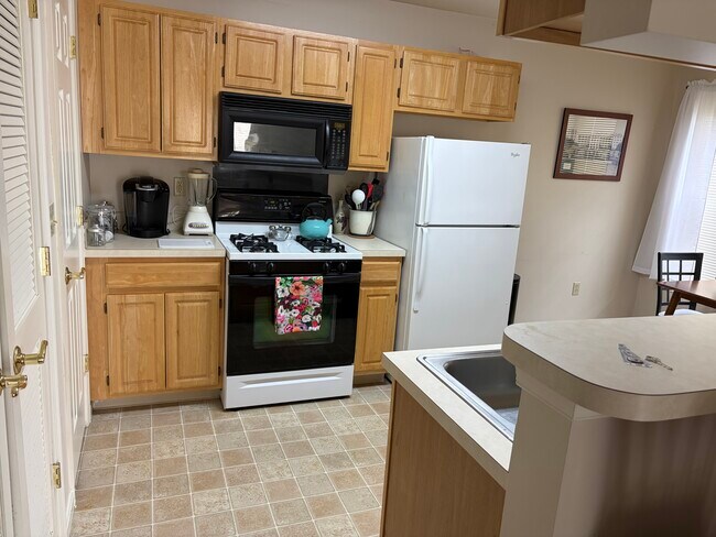 Photo - 131 Sparrow Rd