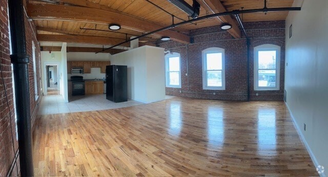 Building Photo - 85 Harding St Unit 4B Rental