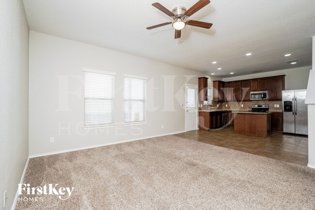 Photo - 456 Stonebrook Dr