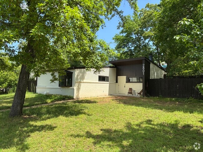 Building Photo - 2801 Circlewood Rd Rental