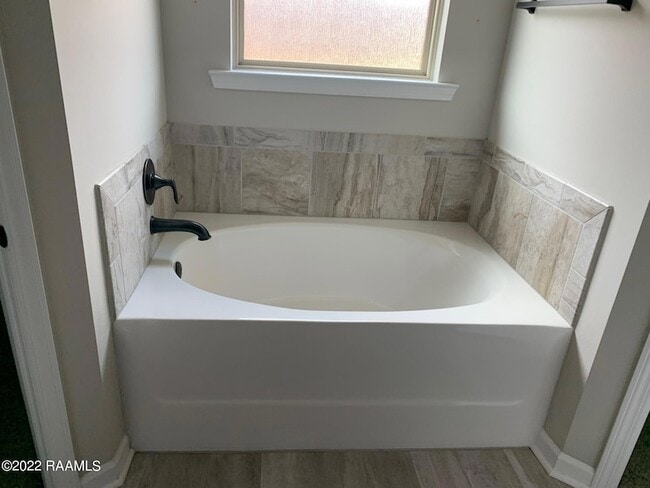 Photo - 201 St Caillin St