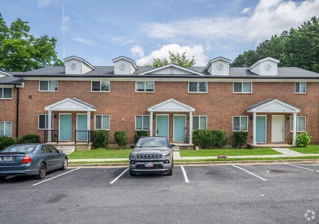 Building Photo - Gated Community Near Collier Park Unit N7 Rental