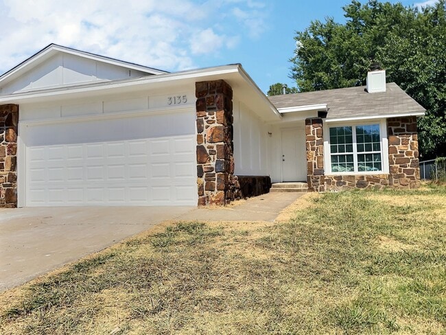 Building Photo - 3135 S 130th E Pl Rental