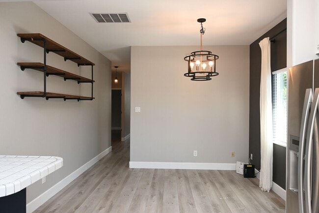 Photo - Nice Willow Glen Bungalow, Pet Friendly, 2...