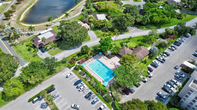 Photo - 3050 N Palm Aire Dr Unidad 505