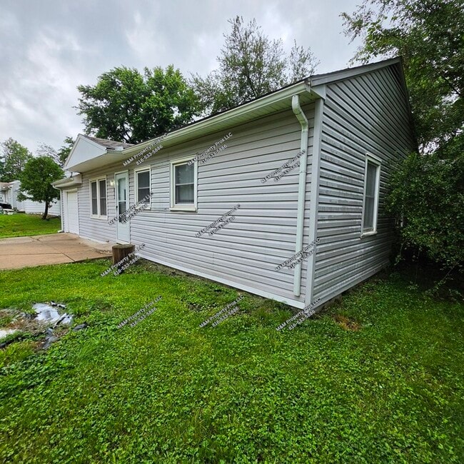 Photo - Beautiful 3 bedrooms and 1 bath home located on N 82nd St in Kansas City, KS