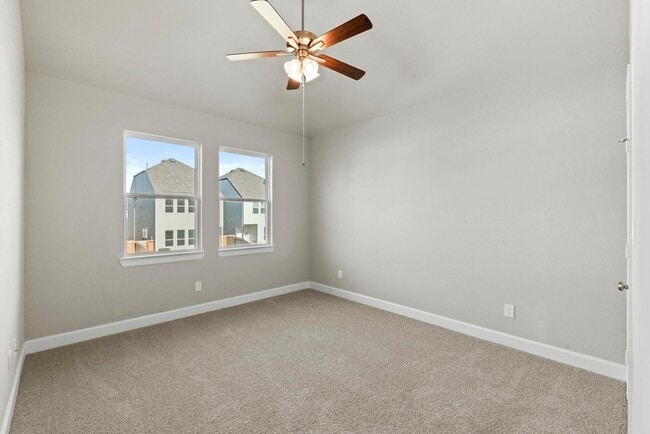 1916 Huntly Chase Dr