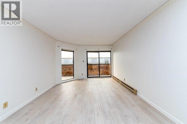 Photo - 975 W 13th Ave Unit 309