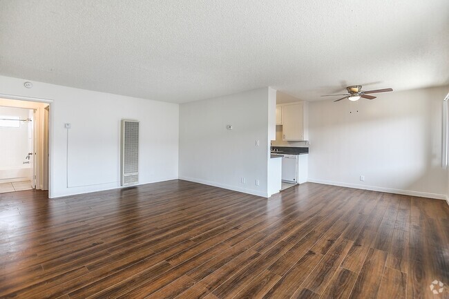 Building Photo - 8140 Langdon Ave Van Nuys, CA 91406 Unit 17 Rental