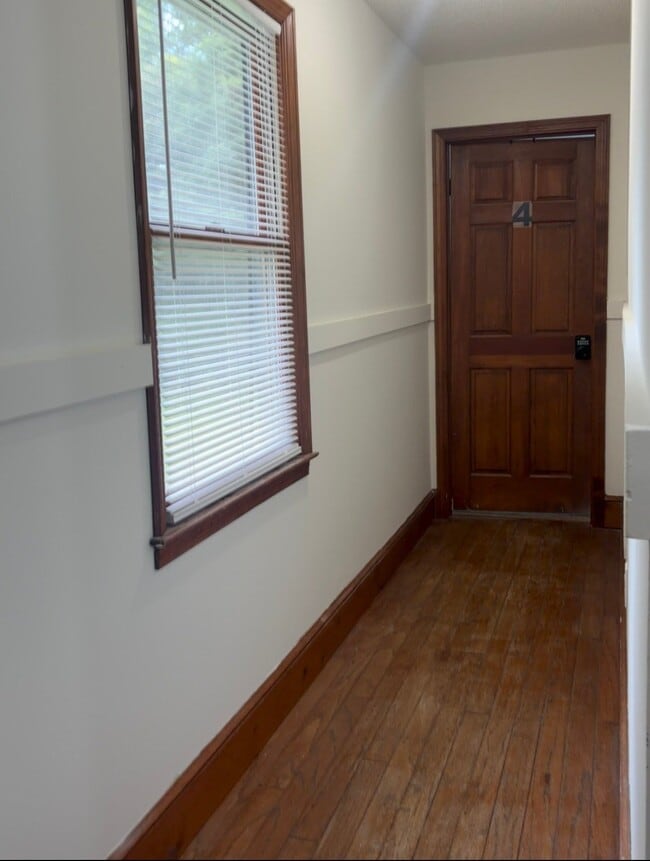 Photo - 298 S Main St Unit 1