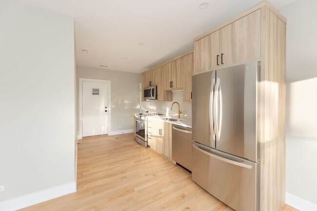 Photo - 2453 W Logan Blvd Unit 2457-3