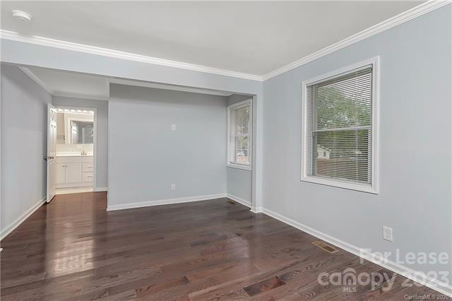 Photo - 1032 Holland Ave
