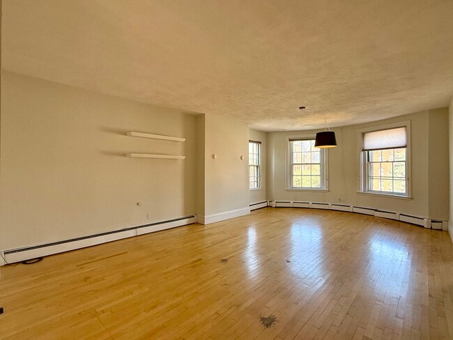 Photo - 550 Tremont St Unit 3
