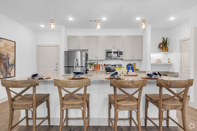 1 BR 1 BA, 975 Sq. Ft. - Kitchen - Corban Discovery