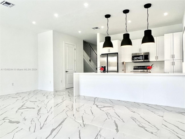 Photo - 1602 Hayes St