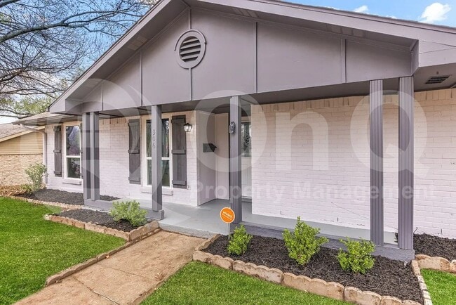 Building Photo - 306 Wildbriar Dr Rental