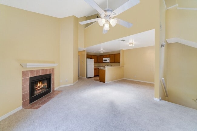 Photo - 6052 Westgate Dr Unit Apt 204