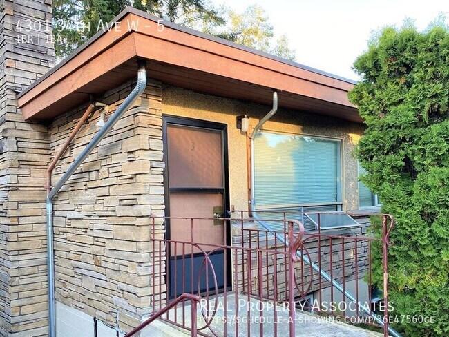 Building Photo - 4301 34th Ave W Unit 5 Rental