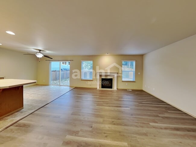 Photo - 20507 193rd Avenue Ct E