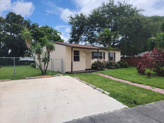 Photo - 2971 NW 160th St