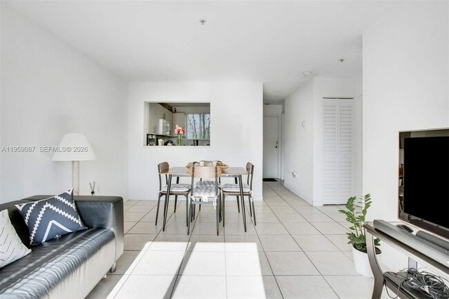 Photo - 1349 SW 3rd St Unit 1