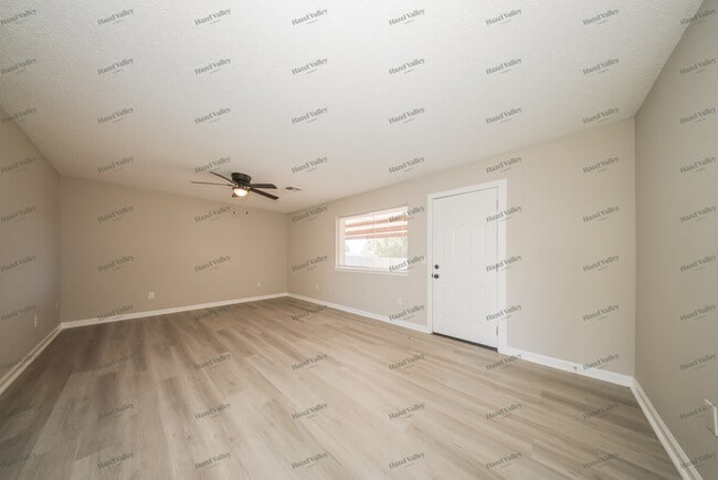 Photo - 20140 Timber Ridge Rd