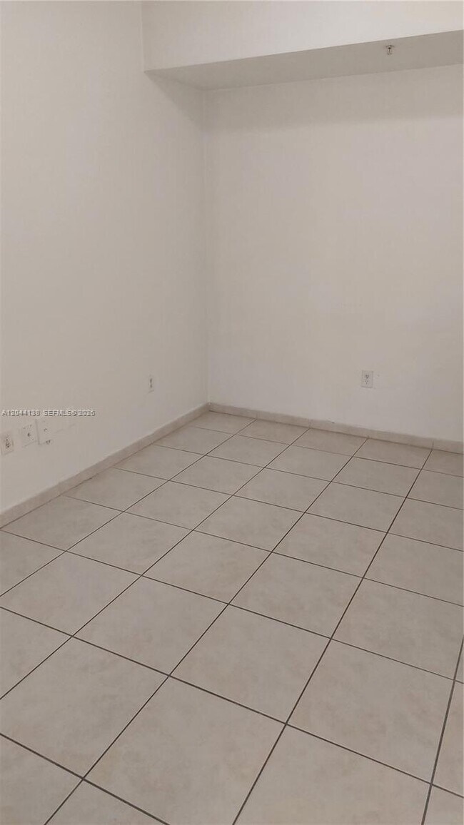 Photo - 7290 NW 114th Ave Unidad 206-7