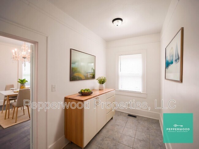 Photo - 479 Peronneau St