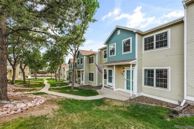 Photo - 7941 Lexington Park Dr