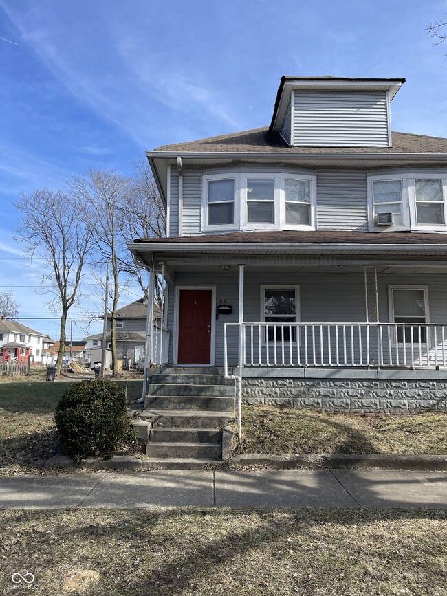 Building Photo - 37 N Randolph St Rental