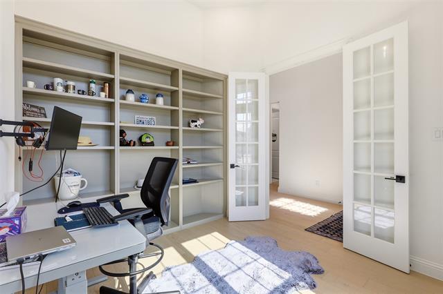 Photo - 3201 Casablanca St