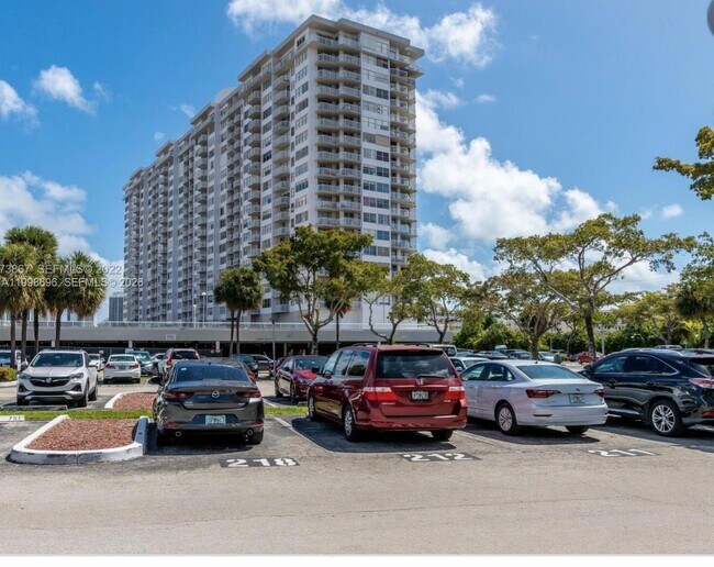 Photo - 18041 Biscayne Blvd Unit 1104